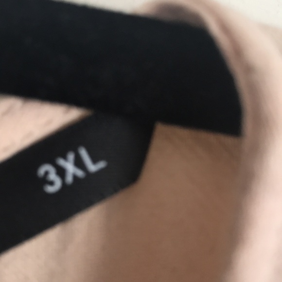 🏵️donated 10/25 Plus size Cream puff sleeve wide leg jumpsuit 3x - Picture 3 of 5